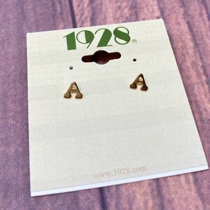 1928 GOLD “A” STUD EARRINGS PK03